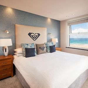 Deluxe Zimmer mit Kingsize-Bett